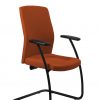 kliento-kėdė-patogi-ergonominė-lankytojo-kėdė-monoidėja-baldai-verslui-namams